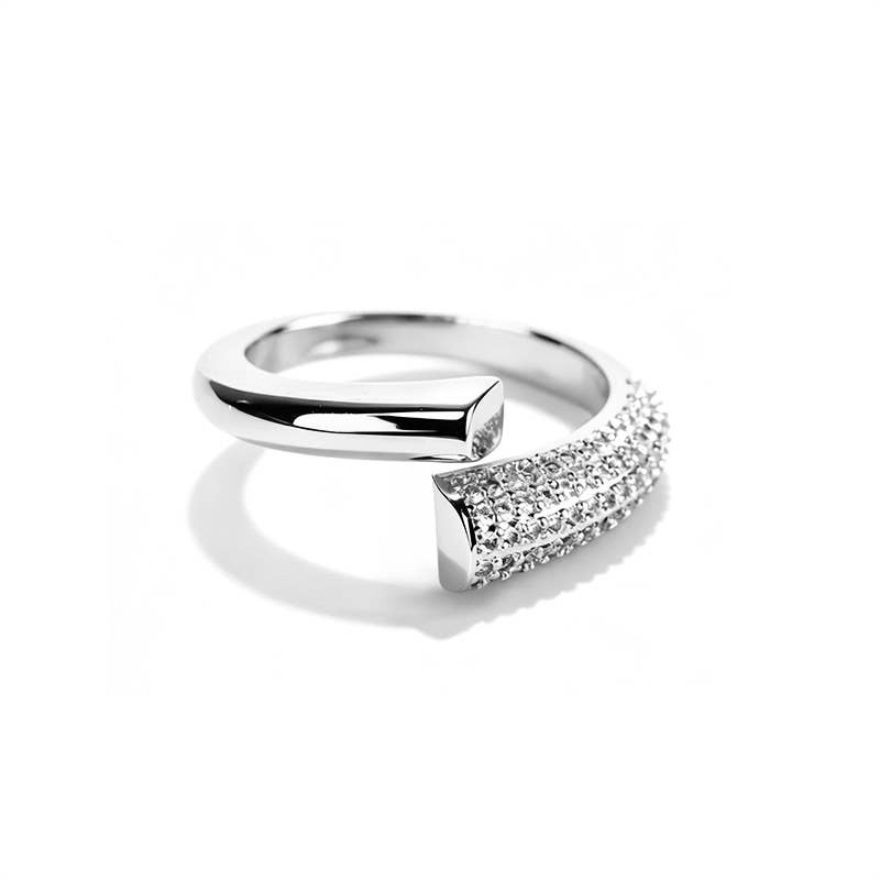 Justerbar asymmetrisk ring med pavé af zirkoner - Gult guld